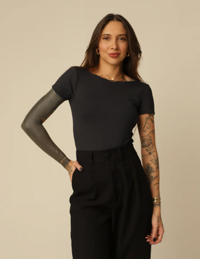 Calça Alfaiataria Botão Olga  Preta